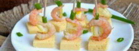 канапе с креветками на шпажках. Шаг 3