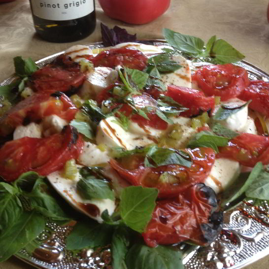 Рецепт капрезе на гриле с печенными перцами