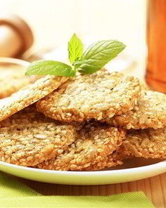 Хрустящая закуска из семечек