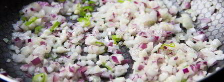 мини-пиццы на баклажане с соусом пассата и сыром джюгас. Шаг 5