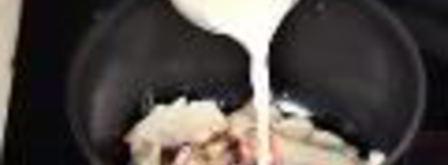 нежный омлет с копченой рыбой. Шаг 2