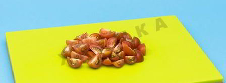 омлет микс со свининой и помидорами черри. Шаг 4