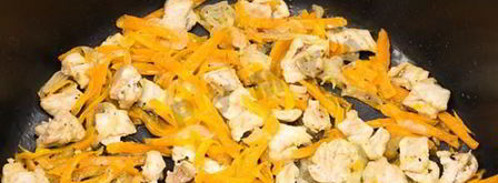 омлет микс со свининой и помидорами черри. Шаг 7