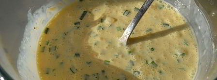 омлет с беконом в формочках. Шаг 6