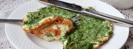 омлет с луком-пореем и кинзой. Шаг 8