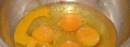 омлет с мексиканской овощной смесью. Шаг 4