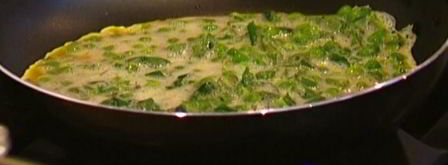 омлет с мятой и зеленым горошком. Шаг 5