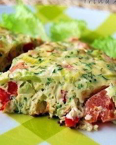 Омлет с помидорами, горошком и цветной капустой