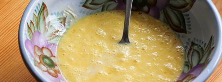 омлет с помидорами. Шаг 2