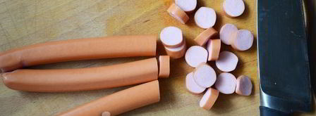 омлет с сосисками и помидорами. Шаг 4