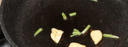 осенний капрезе с чипсами из шалфея. Шаг 2