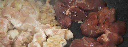 деревенский паштет с маринованным виноградом и персиками. Шаг 2