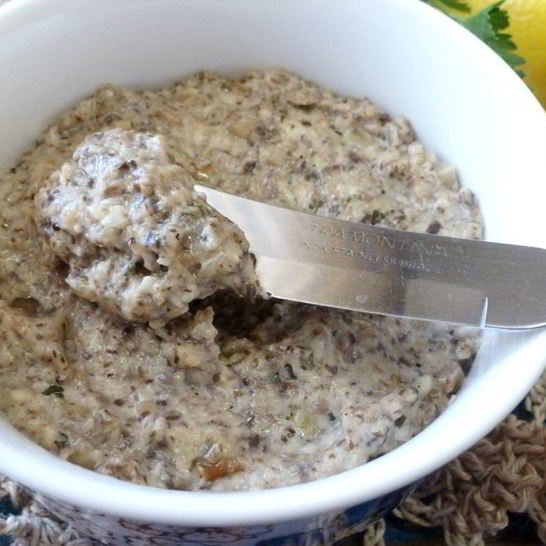 Рецепт паштета из шампиньонов и моцареллы