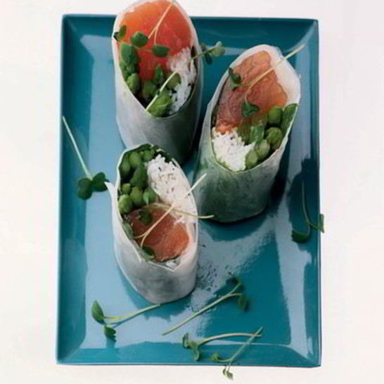 Рецепт хрустящих роллов с лососем и спаржей