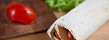 роллы с куриной грудкой и салатом. Шаг 11