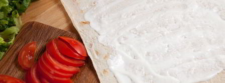 роллы с куриной грудкой и салатом. Шаг 9