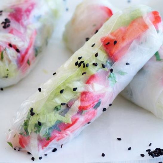 Рецепт спринга-роллов с клубникой