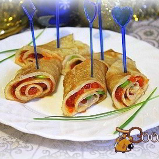 Рецепт блинных рулетиков с красной икрой