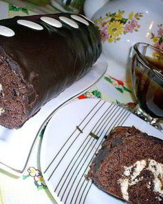 Быстрый шоколадно-творожный рулет