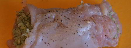 куриные рулетики с миндально-мятной начинкой. Шаг 8