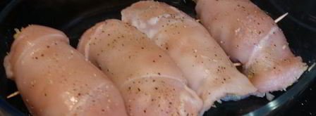 куриные рулетики с миндально-мятной начинкой. Шаг 9