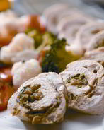 Куриные рулеты с паровыми овощами