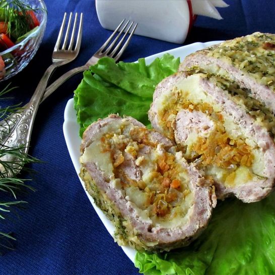 Рецепт мясного рулета с овощами