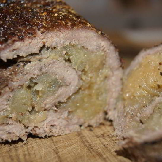 Рецепт мясного рулета с яблоком