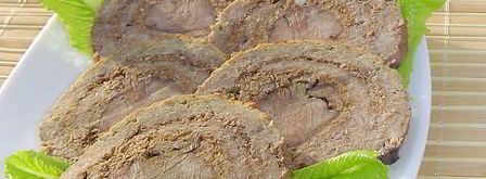 мясной рулет с языком и орехами. Шаг 12