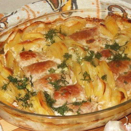 Рецепт мясных рулетиков с картофелем в сливках