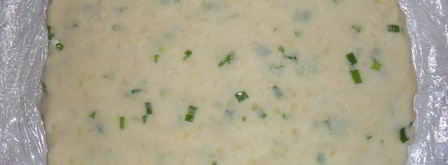 огуречные рулеты с картофельно-селедочной начинкой. Шаг 2