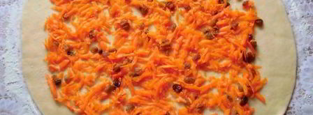 рулет из дрожжевого теста с тыквой. Шаг 9