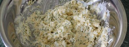 рулет из крабовых палочек. Шаг 10