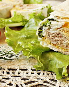 Рулет из лаваша с печенью трески