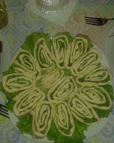 Рулет из лаваша с сыром