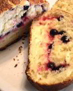 Рулет со смородиной