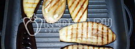 рулетики из баклажанов с орехами. Шаг 3