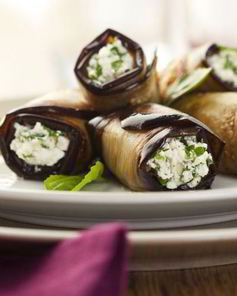 Рулетики из баклажанов с сыром и чесноком