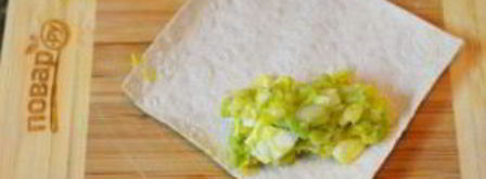 рулетики из бекона с авокадо. Шаг 3