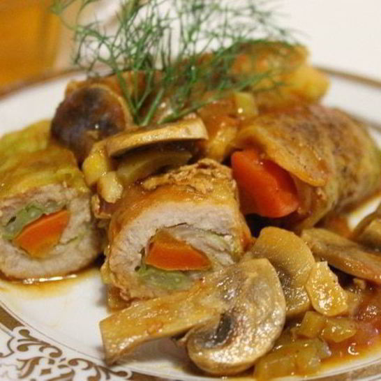 Рецепт рулетиков из свинины с овощами