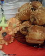 Слоеные рулетики с курицей