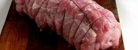 свиной рулет с клюквой. Шаг 10