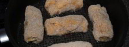 свиные рулетики с грибами и сыром. Шаг 14