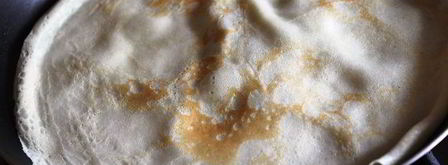 яркий фруктово-блинный рулет с рикоттой нежность. Шаг 9