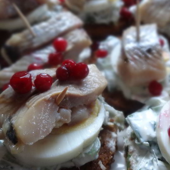 Рецепт сельди, маринованной в винном соусе, по-исландски