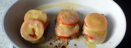 сочные биточки, запеченые с сыром и помидорами. Шаг 5