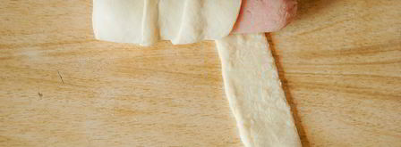 сосиски в слоеном тесте. Шаг 3