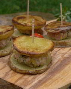 Картофельные мини-сэндвичи с котлеткой из ягнятины