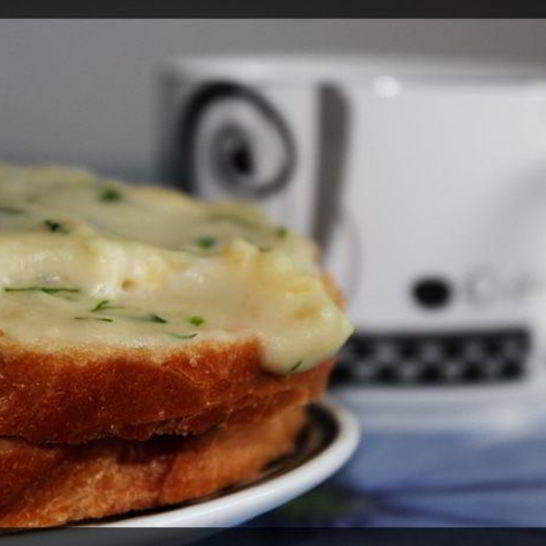 Рецепт хрустящих сэндвичей с соусом бешамель