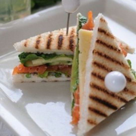 Рецепт клаба сэндвич с сыром, овощами и рыбой